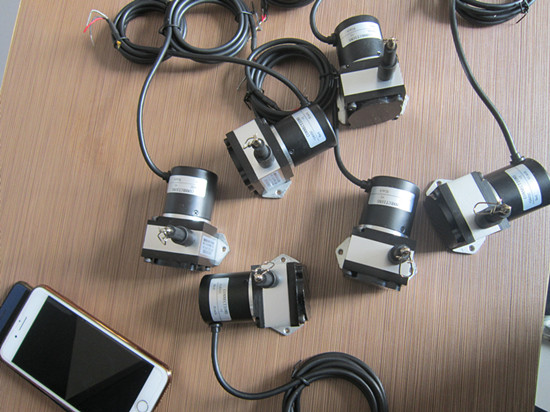 數(shù)字測距離傳感器通信接口有多少種?